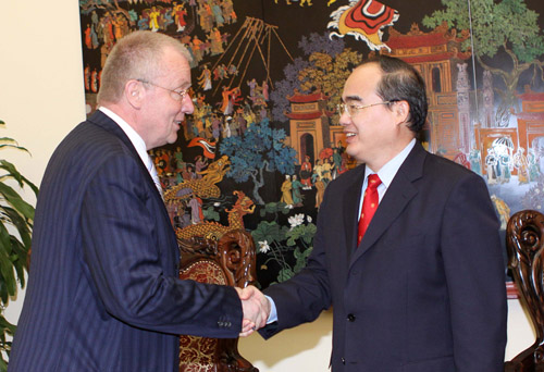 Вьетнамские руководители приняли главу комиссии Бундестага ФРГ по внешней политике